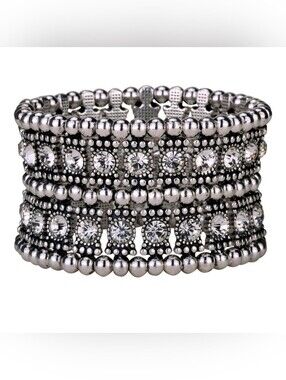 Vintage-Inspired Crystal Stretch Bracelet with Silver Bead Detailing